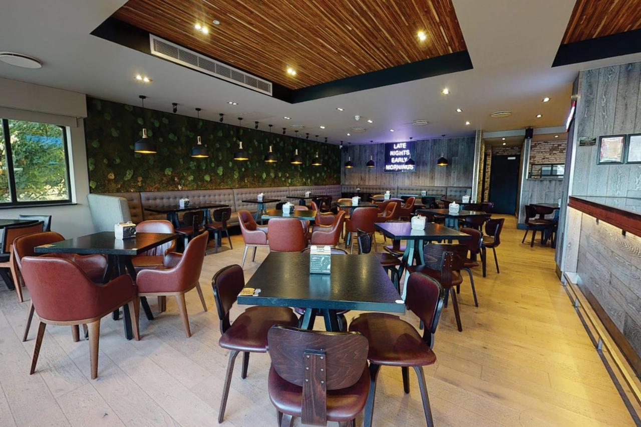 Village Hotel Nottingham Beeston  Exterior photo