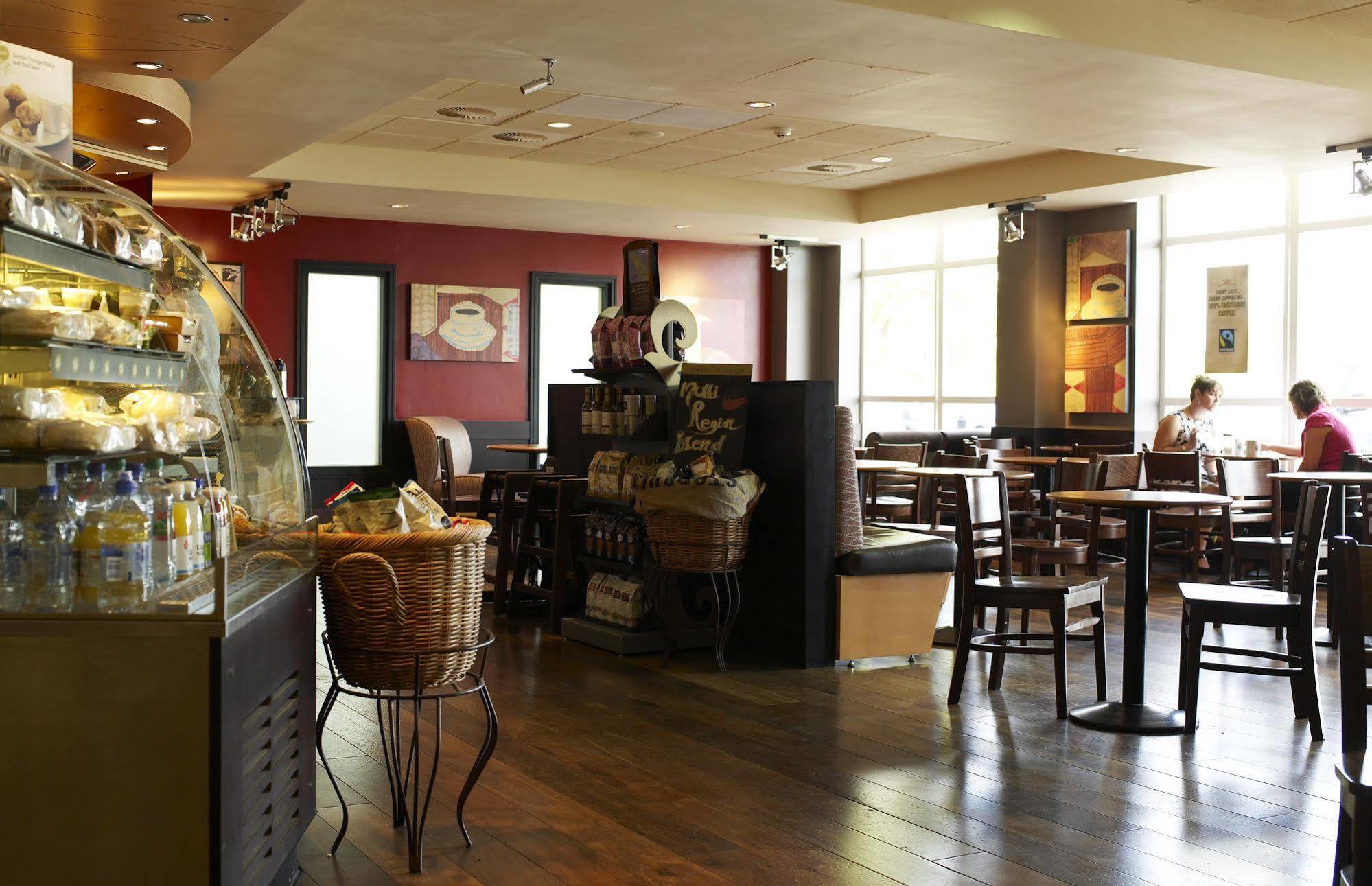 Village Hotel Nottingham Beeston  Exterior photo