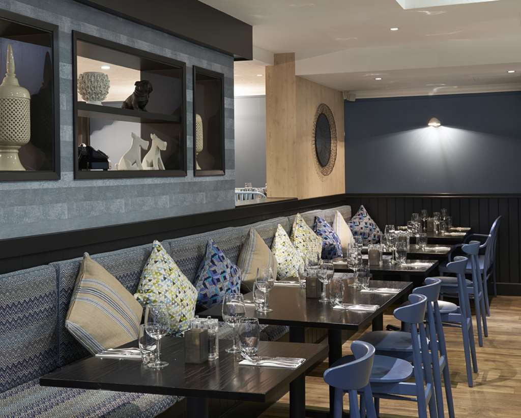 Village Hotel Nottingham Beeston  Restaurant photo